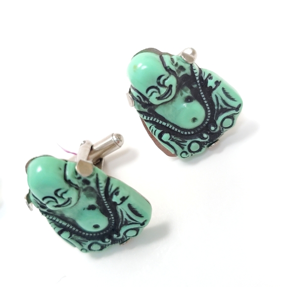 Vintage 3-piece Green Buddha Bakelite Cufflink and Tie Clip Set - Picture 6 of 12